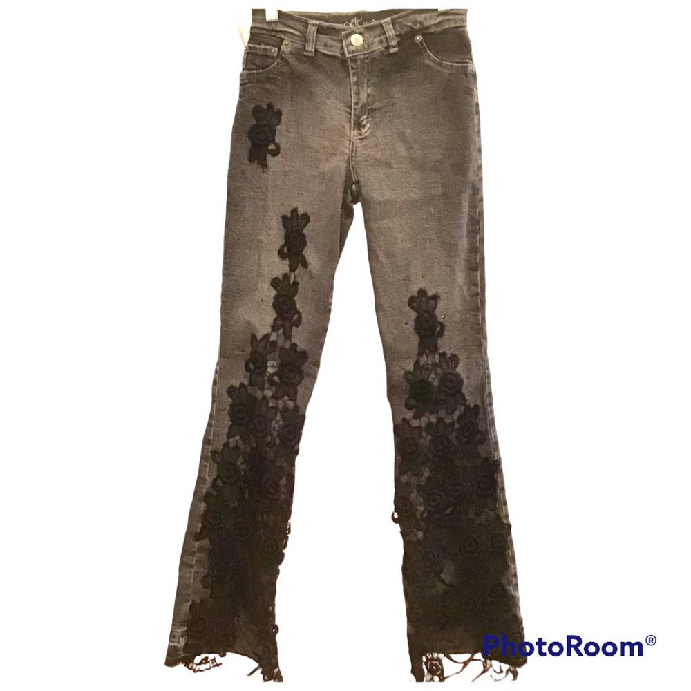 NWOT - Celo Luxury Denim Jeans - Crystal and Embroidered